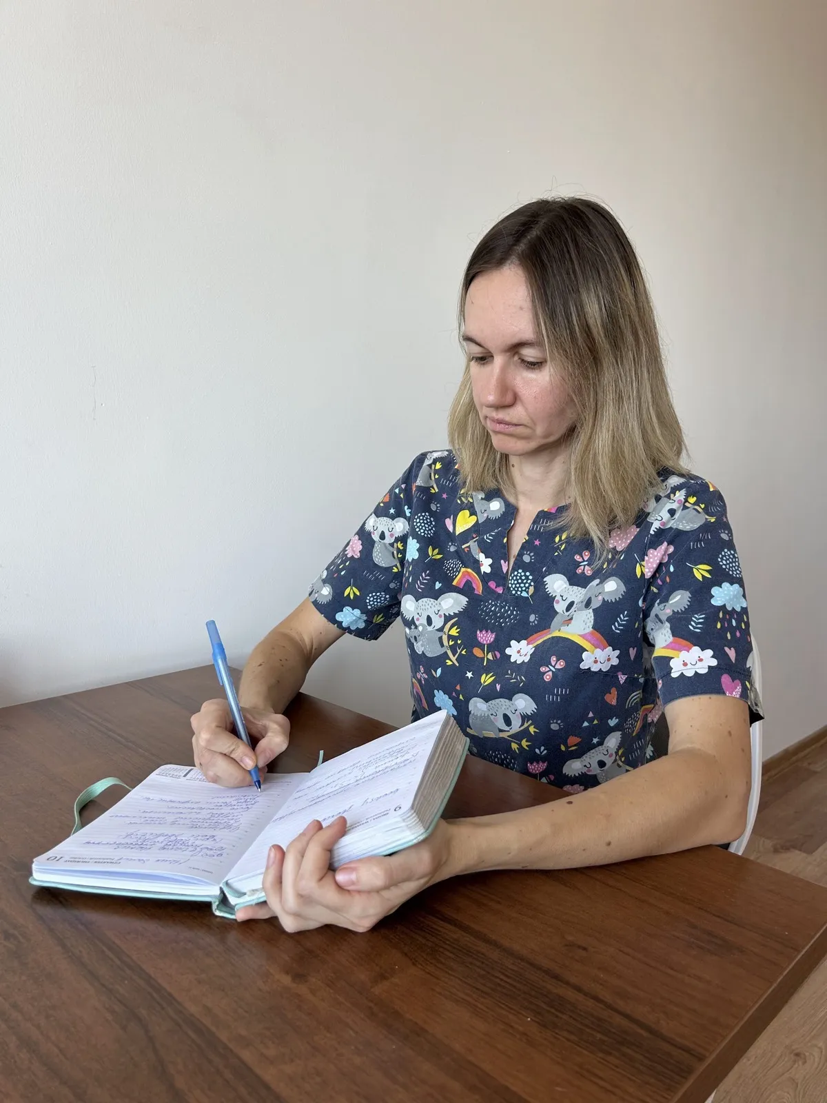 Osteopathic consultation — talking with a patient